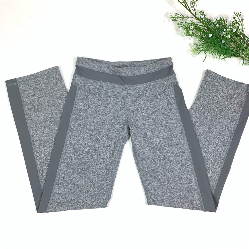Ivivva Girls  Gray Leggings Size 12 EUC